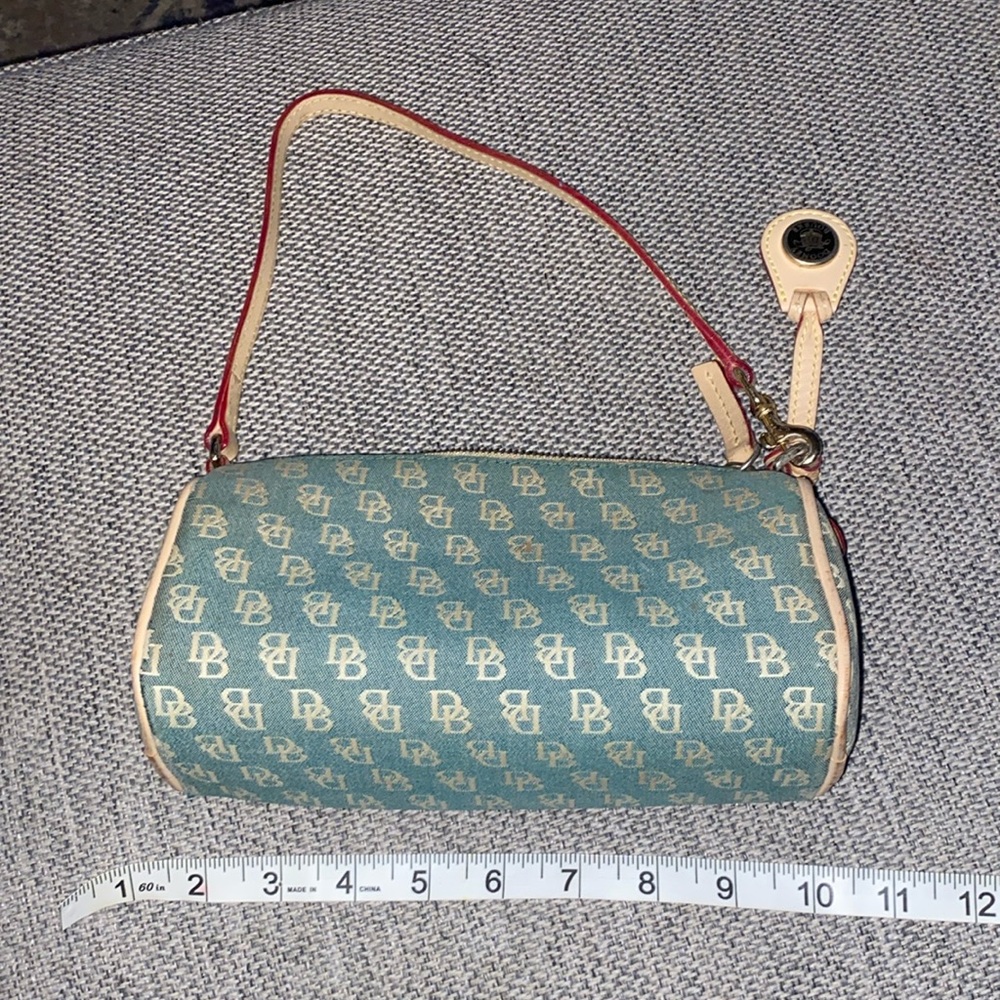 Unused Dooney and Bourke bag
